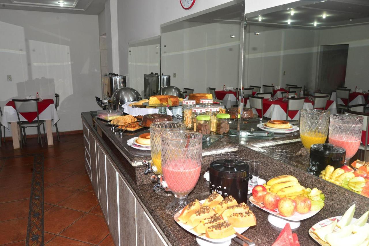 Ubá Hotel D' Lucca מראה חיצוני תמונה